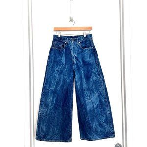 Levi’s Made and Crafted Wide Barrel jeans, blue medium wash, size 27